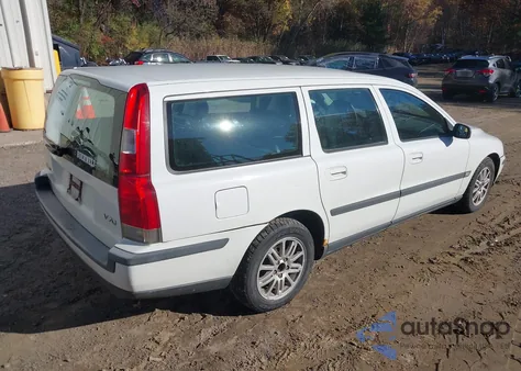 2004 Volvo V70 2.4 from USA, damaged, VIN YV1SW64A942426450